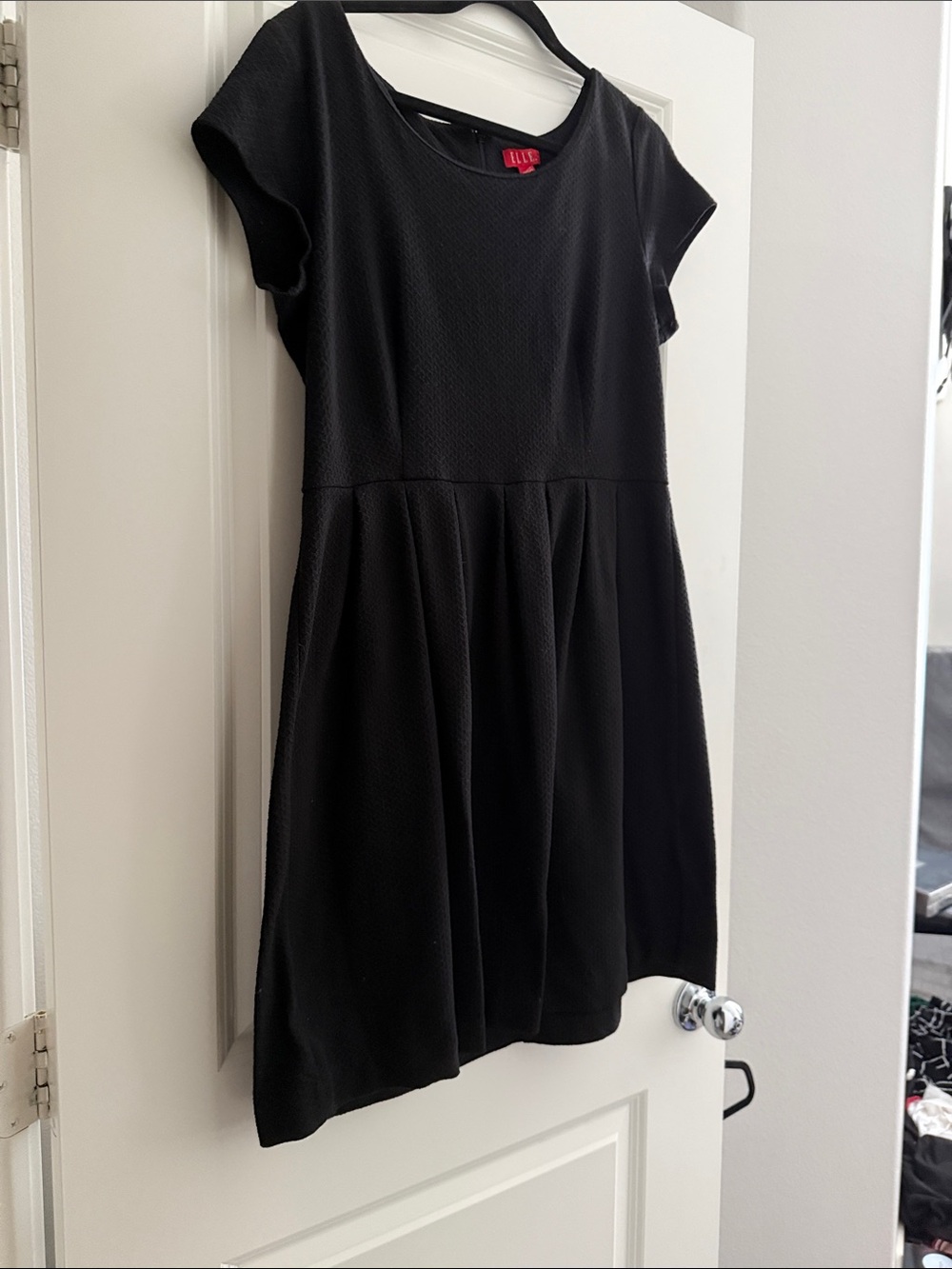 Elle Black Short-Sleeve Skater Dress for Girls